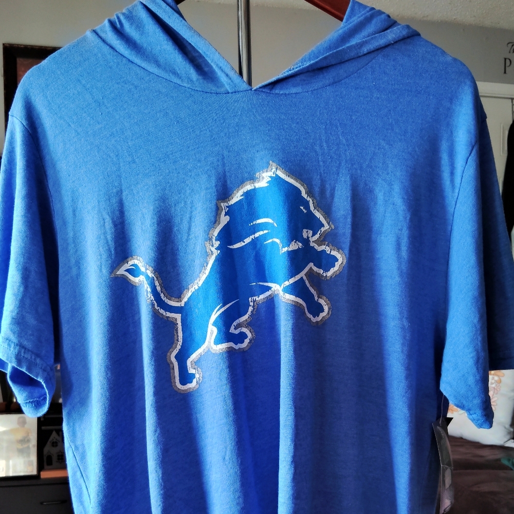Detroit Lions Short Sleeve hooded shirt